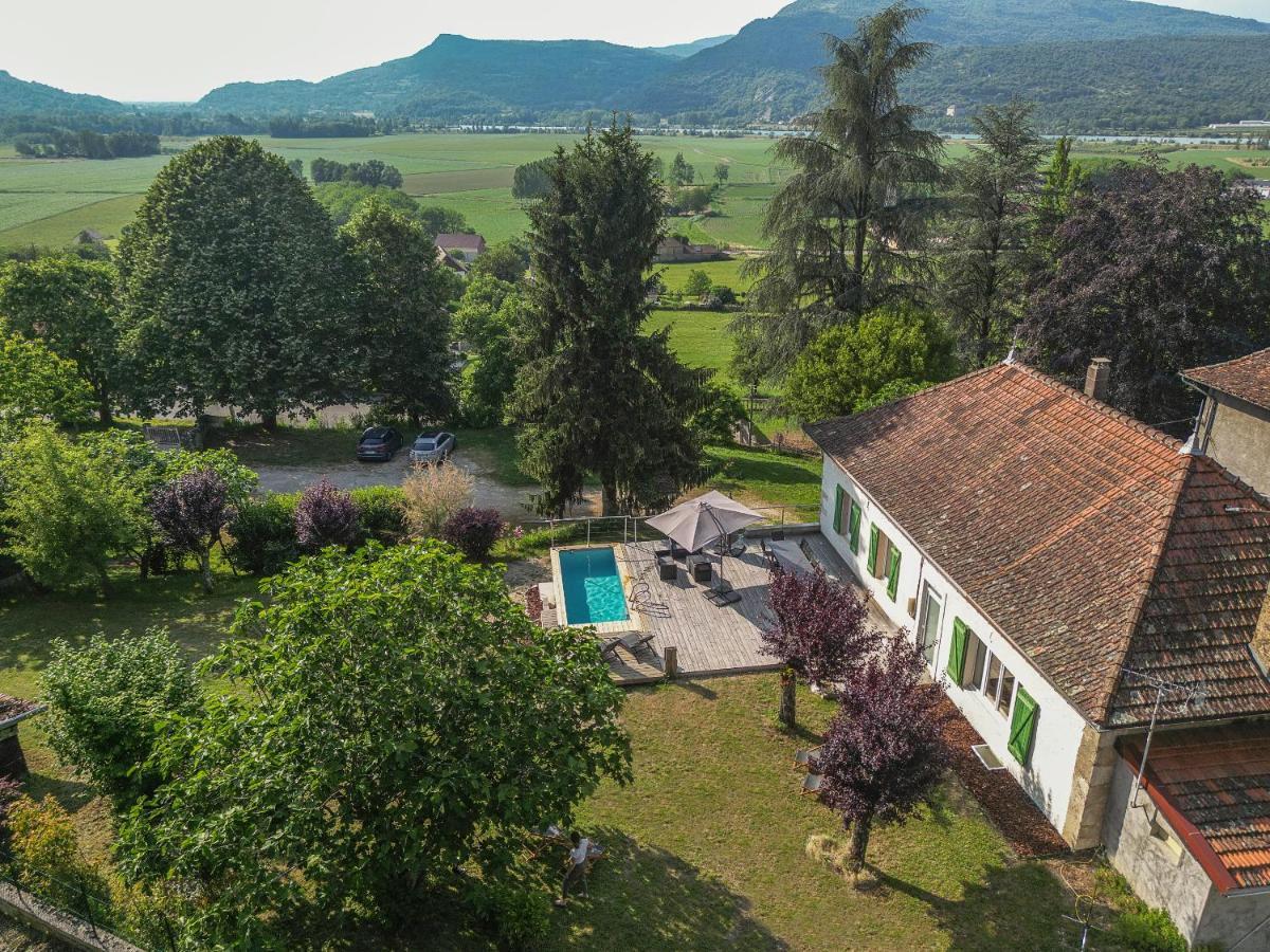 Le Gite De La Cascade Villa Champagneux Bagian luar foto